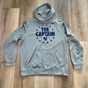 Nike Therma-FIT NY Yankees “The Captain” Hoodie L Derek Jeter Gray MLB Pullover